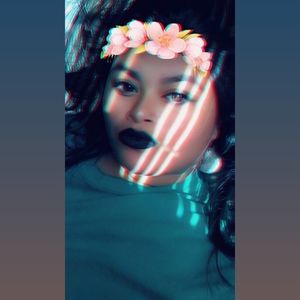 Meet your Posher, Ariana